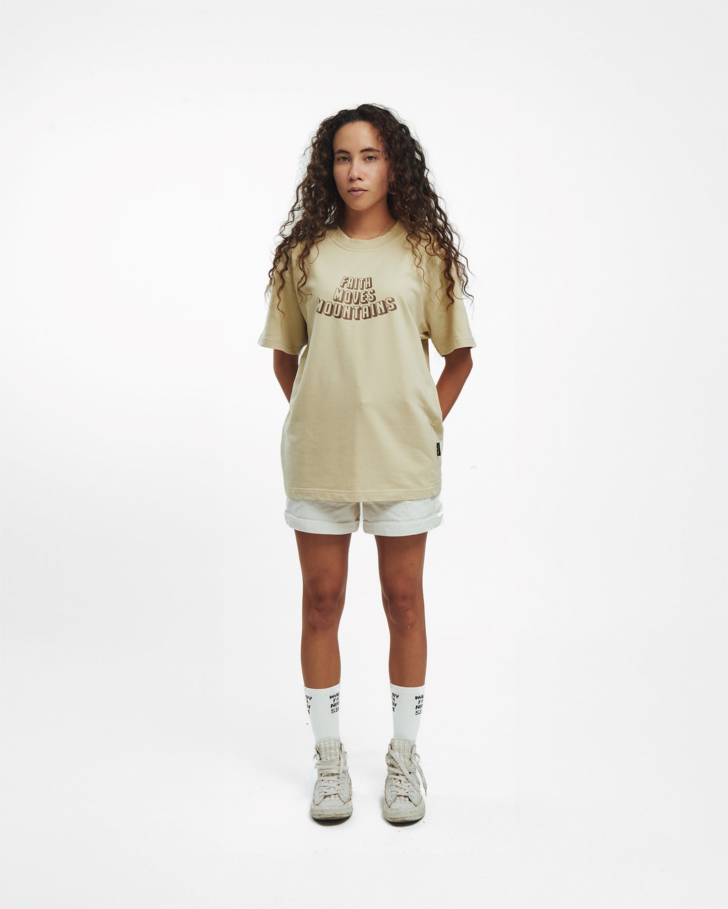 FAITH MOVES MOUNTAIN TEE